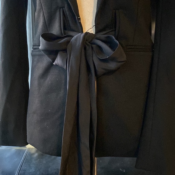 Elizabeth and James Fitted Structured blazer jacket with silk tie around waist - Picture 11 of 17